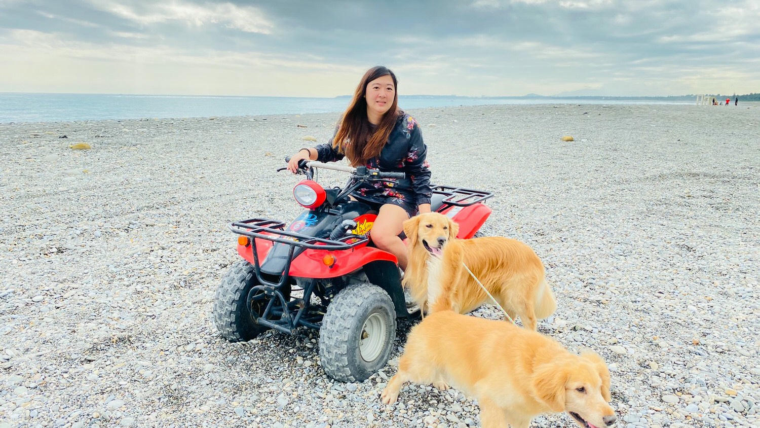 花蓮最夯特色活動｜熊哥海上天梯天空之鏡沙灘車。天空之鏡網美照、沙灘車飆沙、吉普車踏浪