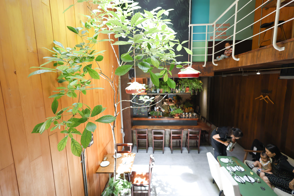 花蓮美食｜Sista mill 磨粉姊姊咖啡輕食。寵物友善餐廳、早午餐、手工碳烤歐風野生酵母麵包