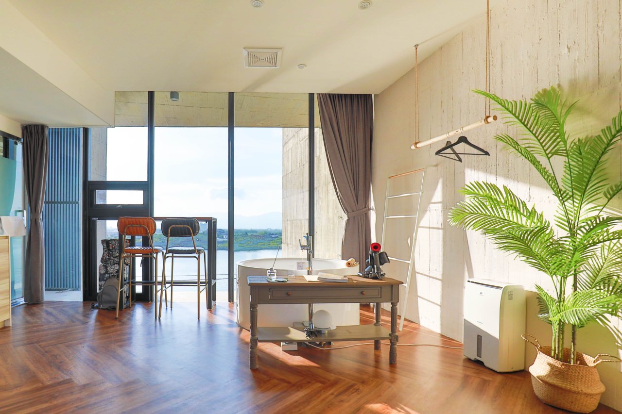 宜蘭五結｜Wonderwall美好境界民宿。寵物友善民宿、擁有冬山河出海口絕美景觀、清水模包棟民宿