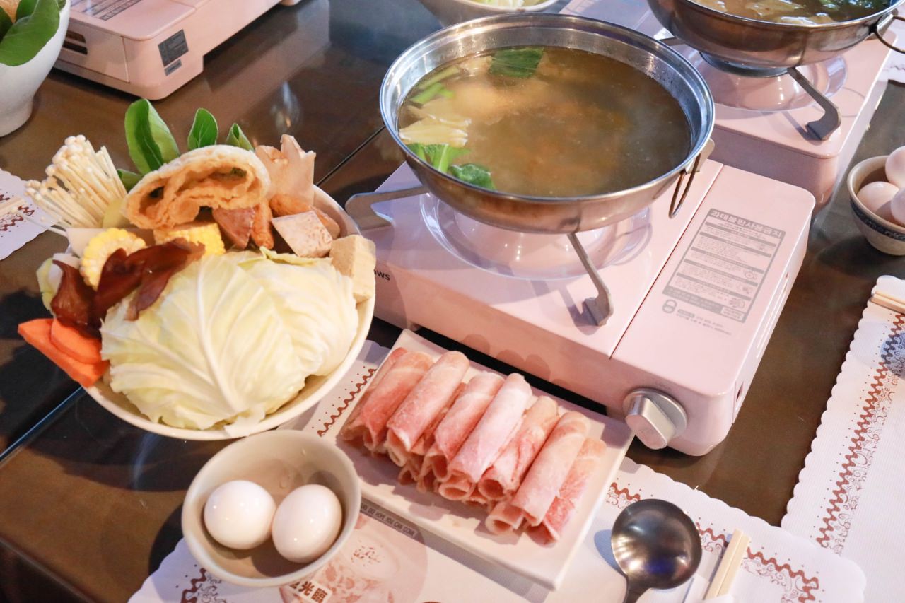 清境茲心園渡假山莊｜清境寵物友善民宿、眺望絕美碧湖最佳地理位置、擁抱療癒山嵐美景！！