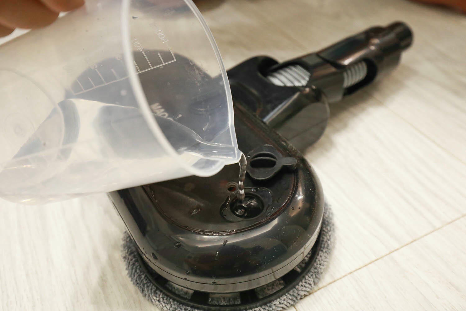 Bmxmao MAO Clean M8智慧偵測電動濕拖無線吸塵器|打造乾淨無瑕的寵物居家環境、吸塵拖地除蟎一次清潔完成、濾網永久免費送 - 第17張圖 Bmxmao MAO Clean M8智慧偵測電動濕拖無線吸塵器|打造乾淨無瑕的寵物居家環境、吸塵拖地除蟎一次清潔完成、濾網永久免費送